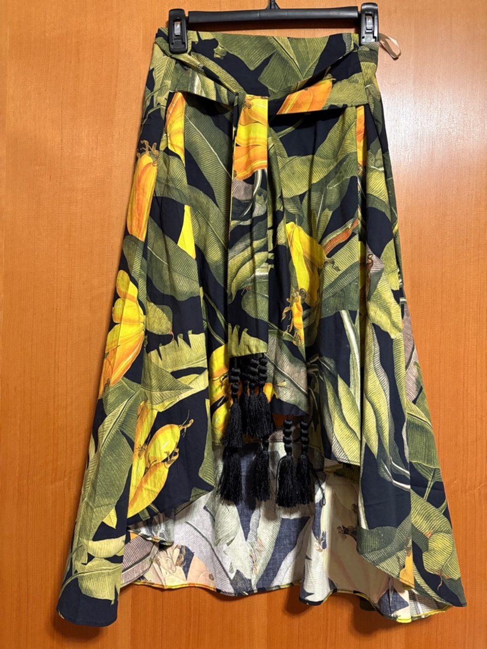 FARM Rio Banana Craze Print High-Low Skirt - Picture 3 of 7